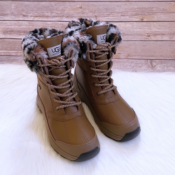 UGG Women’s Zaylee Leopard Waterproof Chestnut Leather Boots - Picture 4 of 9